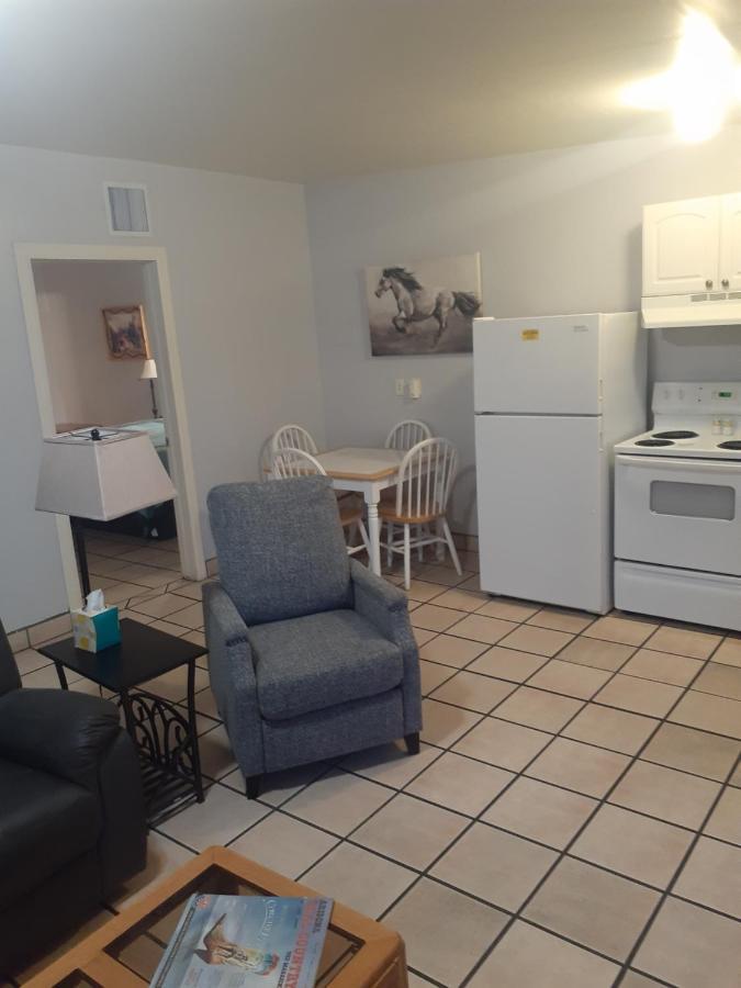 Stagecoach Suites Wickenburg Extérieur photo