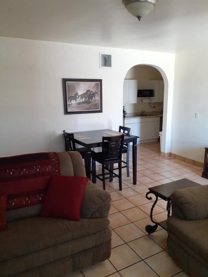 Stagecoach Suites Wickenburg Extérieur photo